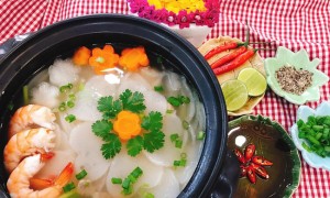 BÁNH PHỒNG TÔM NẤU CANH - MÓN NGON LẠ MIỆNG