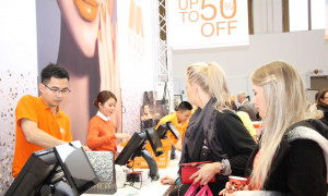 CÔNG TY MAICA GERMANY NAILS GmbH THAM DỰ HỘI CHỢ COSMETICA BERLIN 2018