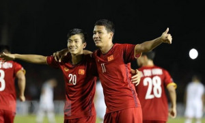 THẮNG PHILIPPINES 2-1, TUYỂN VIỆT NAM RỘNG ĐƯỜNG TỚI CHUNG KẾT