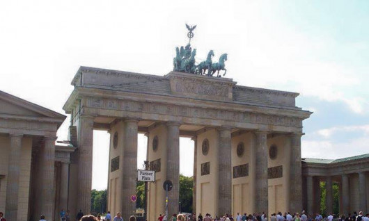 RAO VẶT: NHẬN LÀM HƯỚNG DẪN VIÊN DU LỊCH TP BERLIN