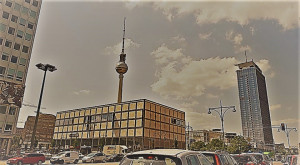 CÒN CÓ MỘT MÀN ĐÊM KHÁC Ở BERLIN - Dinh Dung, Berlin