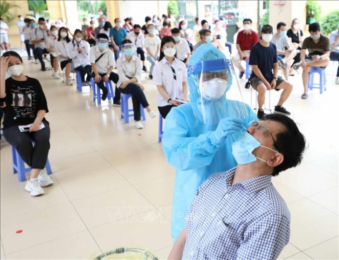 TIN DỊCH VIỆT NAM 5.10: Thêm 4.363 ca nhiễm mới SARS-CoV-2 tại 42 tỉnh, thành phố