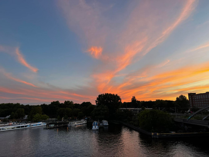 XUNG ĐỘT UKREINE KHIẾN CÁC NƯỚC ĐÔNG ÂU VAY NỢ NHIỀU CHƯA TỪNG CÓ