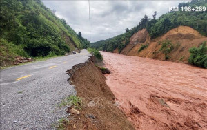 VIỆT NAM: Cảnh báo lũ quét, sạt lở đất ở vùng núi Bắc Bộ, Thanh Hóa và Nghệ An