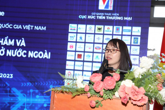 Bà Đỗ Việt Hà, Đại diện Thương vụ Việt Nam tại CHLB Đức tại GT Thương hiệu QG Việt Nam