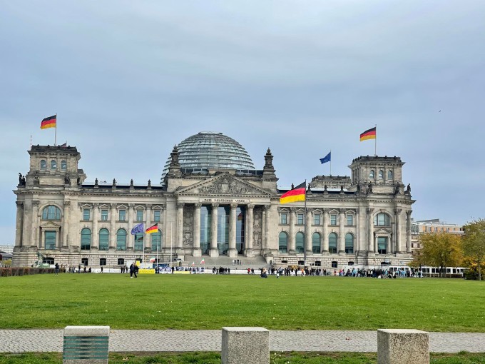 TIN NÓNG: Hơn 100.000 người đã đăng ký tham gia BIỂU TÌNH tại Berlin vào thứ 7