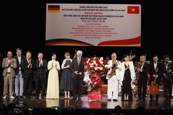 Tổng thống Đức và phu nhân thưởng thức jazz Việt