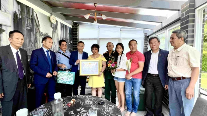 Thăm hỏi các gia đình thương binh, liệt sỹ nhân dịp ngày 27/7