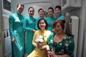 CÙNG BAY VỚI HÃNG HÀNG KHÔNG VIETNAM AIRLINES