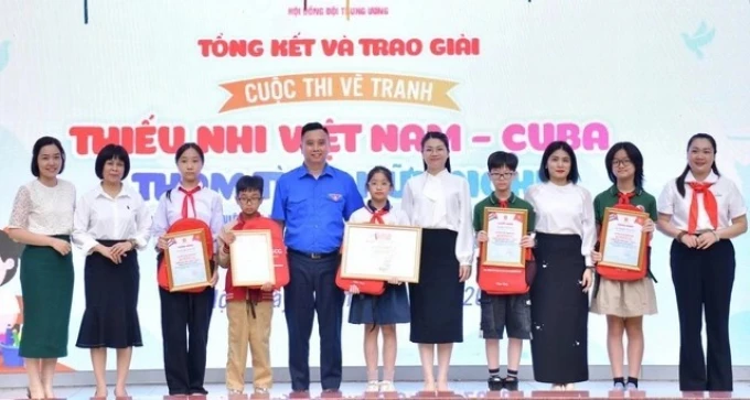Giải vẽ tranh &quot;Thiếu nhi Việt Nam - Cuba, thắm tình hữu nghị&quot;