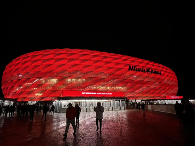 TIN NÓNG: 15 nhân viên bị ảnh hưởng bởi chất gây kích ứng da tại trung tâm phân phối của DHL ở Langenzenn, Bayern