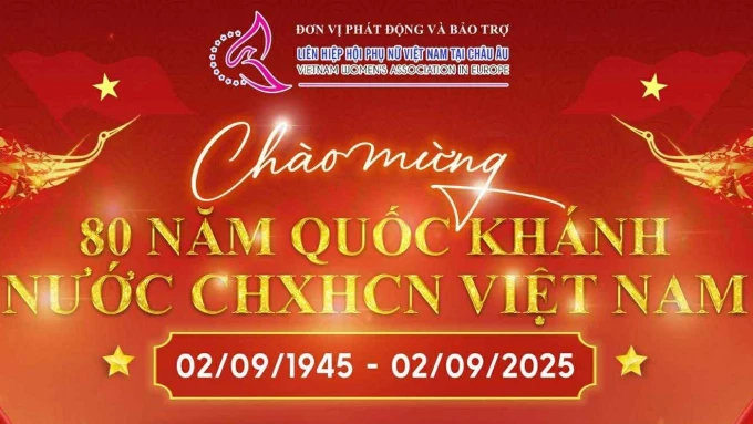 VIỆT PHỤC BỘ HÀNH CHÂU ÂU - LAN TOẢ TÌNH YÊU QUÊ HƯƠNG