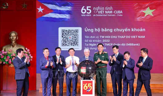 Lệnh trừng phạt của Mỹ đối với Cuba tàn nhẫn thế nào?