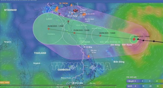 Bão số 5 mạnh cấp 9, giật cấp 11, cách đặc khu Hoàng Sa khoảng 300 km