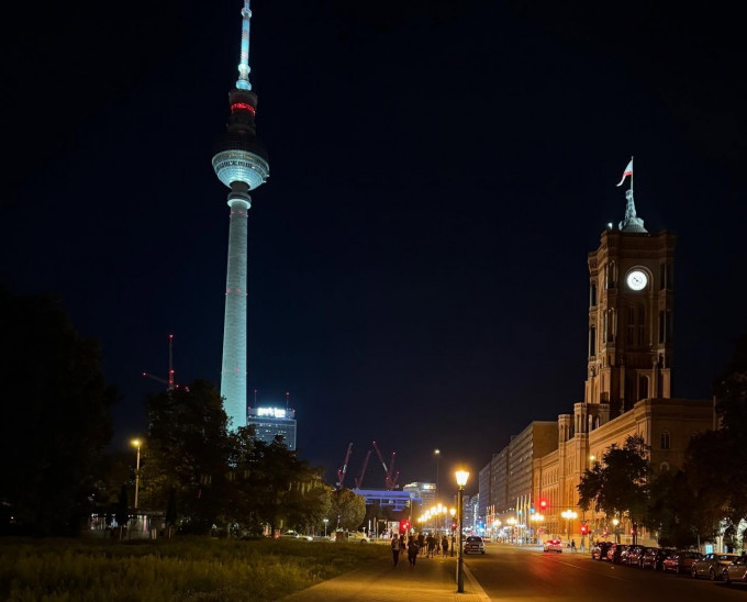 NGẮM NGUYỆT THỰC TRÊN TOÀN NƯỚC ĐỨC VÀO NGÀY 7.9.2025