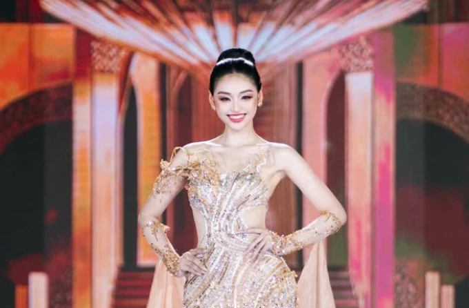 Người đẹp Yến Nhi giành vương miện Miss Grand Vietnam 2025