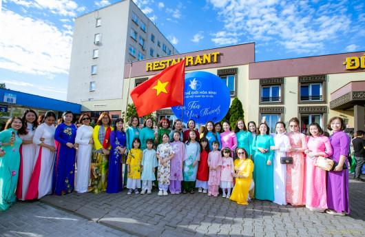 "Hương Sắc Việt Nam” – Ngày hội tôn vinh phụ nữ Việt tại CH Séc
