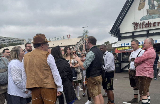Đức: Thành phố Munich loại trừ khả năng kéo dài Lễ hội bia Oktoberfest