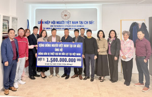 Đại sứ quán Việt Nam và LHHNVN tại CH Séc kêu gọi chung tay hỗ trợ quê hương sau bão Bualoi