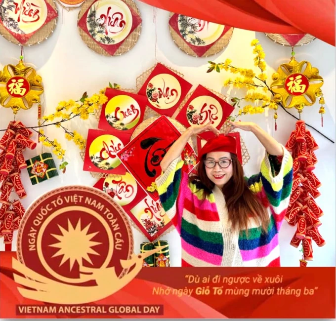 Đừng sống để làm đẹp lòng người khác, hãy sống để không thấy xấu hổ với chính mình.