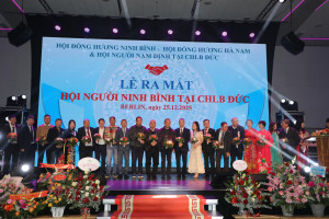 ALBUM: LỄ RA MẮT HỘI NGƯỜI NINH BÌNH TẠI CHLB ĐỨC THÀNH CÔNG TỐT ĐẸP