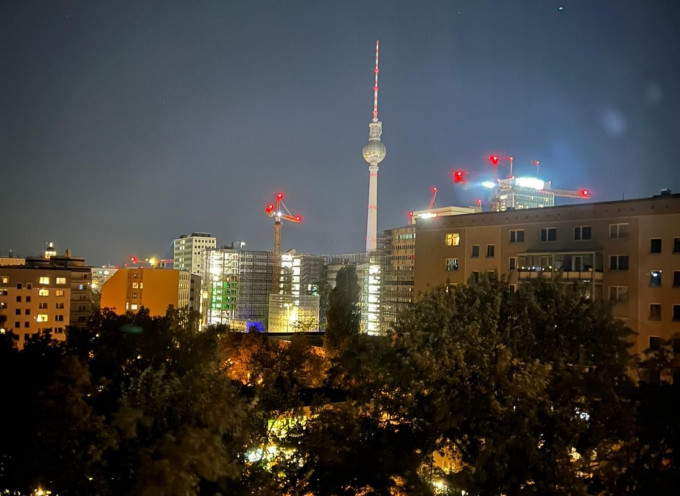 TIN BERLIN: Đóng cửa Công viên Görlitzer vào ban đêm nhằm ngăn chặn tệ nạn Matuy và bạo lực