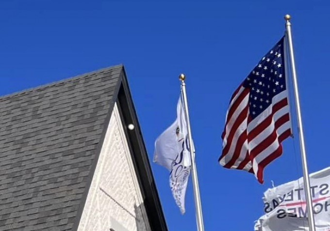 Trump xác nhận tấn công Iran – Tehran đáp trả bằng mưa tên lửa, Trung Đông bên bờ vực lửa đạn