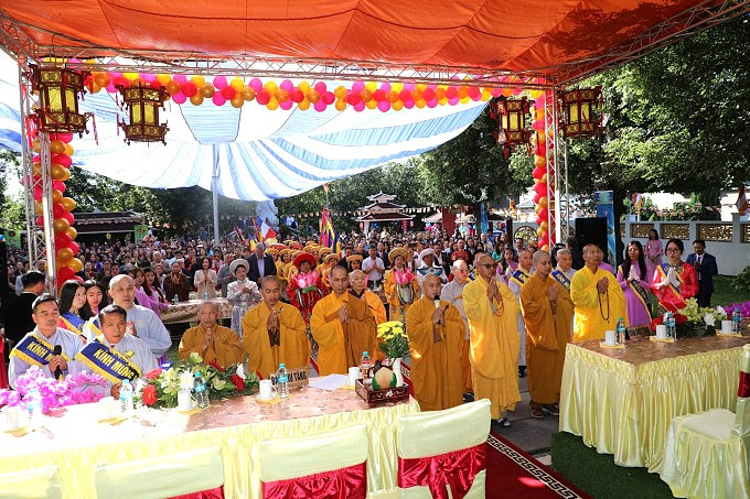 XUÂN BẤT DIỆT - Thơ Đại Đức Thích Thông Đạt, Trụ trì Chùa Phúc Lâm