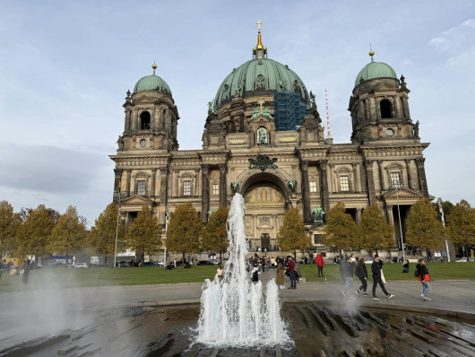 BERLIN: Quận Treptow-Köpenick mở chiến dịch tư vấn tiêm chủng cho người cao tuổi, giảm tải cho bác sĩ gia đình