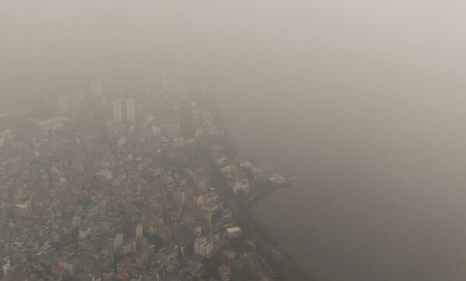 BỤI MỊN TỪ SA MẠC SAHARA ĐANG PHỦ TRÊN BẦU TRỜI ĐỨC: Khiến không khí trở lên ngột ngạt trong vài ngày tới