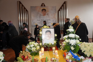 ALBUM: KIỀU BÀO BERLIN TIỄN ĐƯA CHÁU CHÁU NGUYỄN ISAAC THÀNH AN 4 TUỔI VỀ CÕI PHẬT