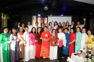 ALBUM: ĐÊM “VĂN HỌC & ẨM THỰC VIỆT” LẦN THỨ II BERLIN THÀNH CÔNG TỐT ĐẸP