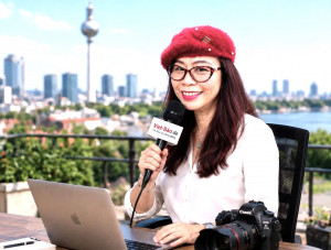 THÔNG BÁO TIN VUI: Từ 4/8 mở đặt vé miễn phí cho hồ bơi ngoài trời trước Nhà hát Volksbühne Berlin