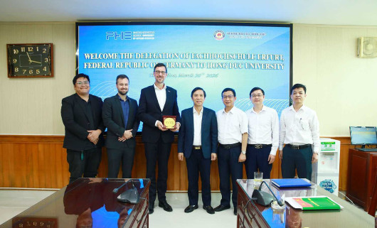 Chủ tịch UBND tỉnh Thanh Hóa đồng ý chủ trương Trường Đại học Hồng Đức ký kết thỏa thuận hợp tác với Trường Đại học Khoa học Ứng dụng Erfurt, CHLB Đức