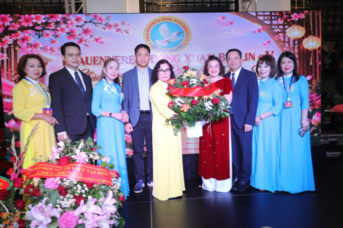 CHÚC MỪNG HỘI PHỤ NỮ ĐỒNG XUÂN TỔ CHỨC THÀNH CÔNG LỄ KỶ NIỆM NGÀY PHỤ NỮ VIỆT NAM 20.10